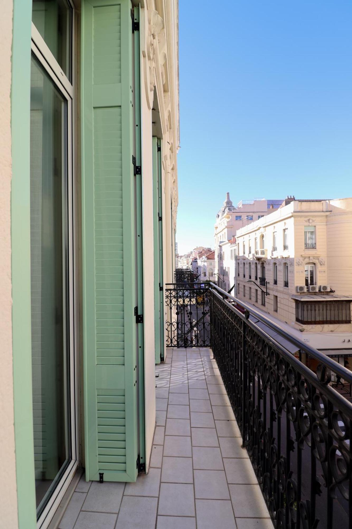 Residence Buttura Cannes Bagian luar foto