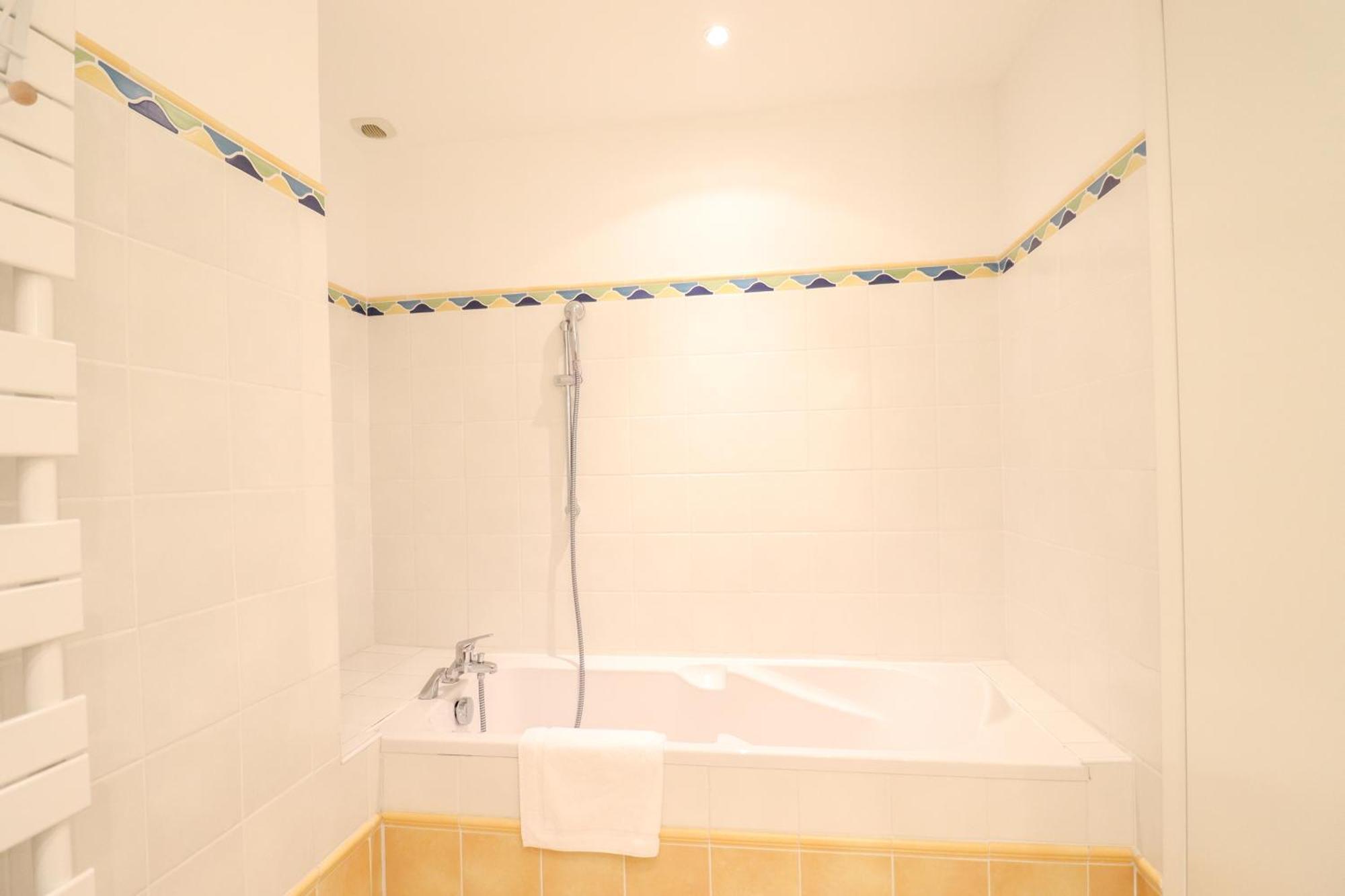 Residence Buttura Cannes Bagian luar foto