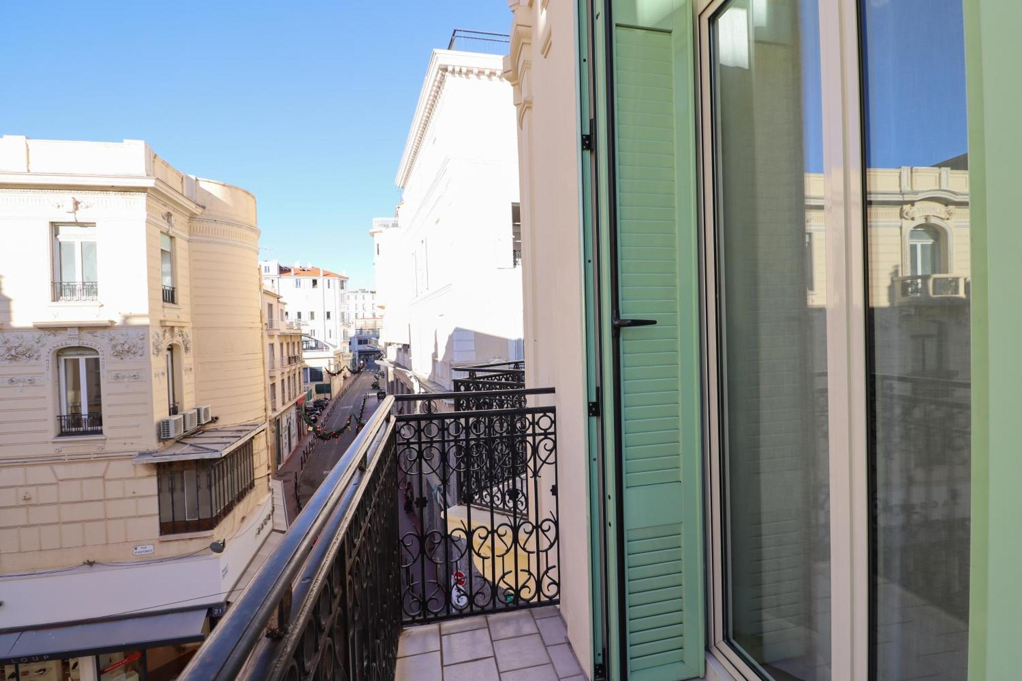 Residence Buttura Cannes Bagian luar foto