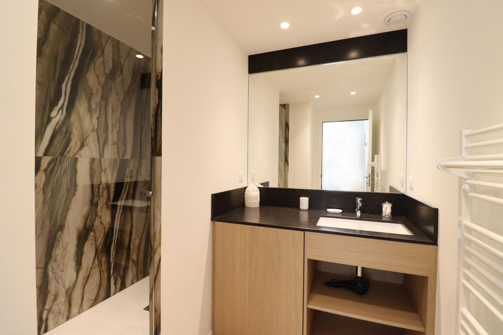 Residence Buttura Cannes Bagian luar foto